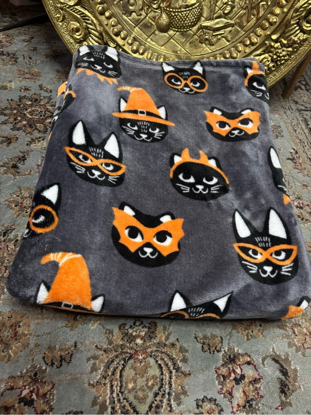 Grey Plush Blanket with Orange & Black Cat Faces 56x68